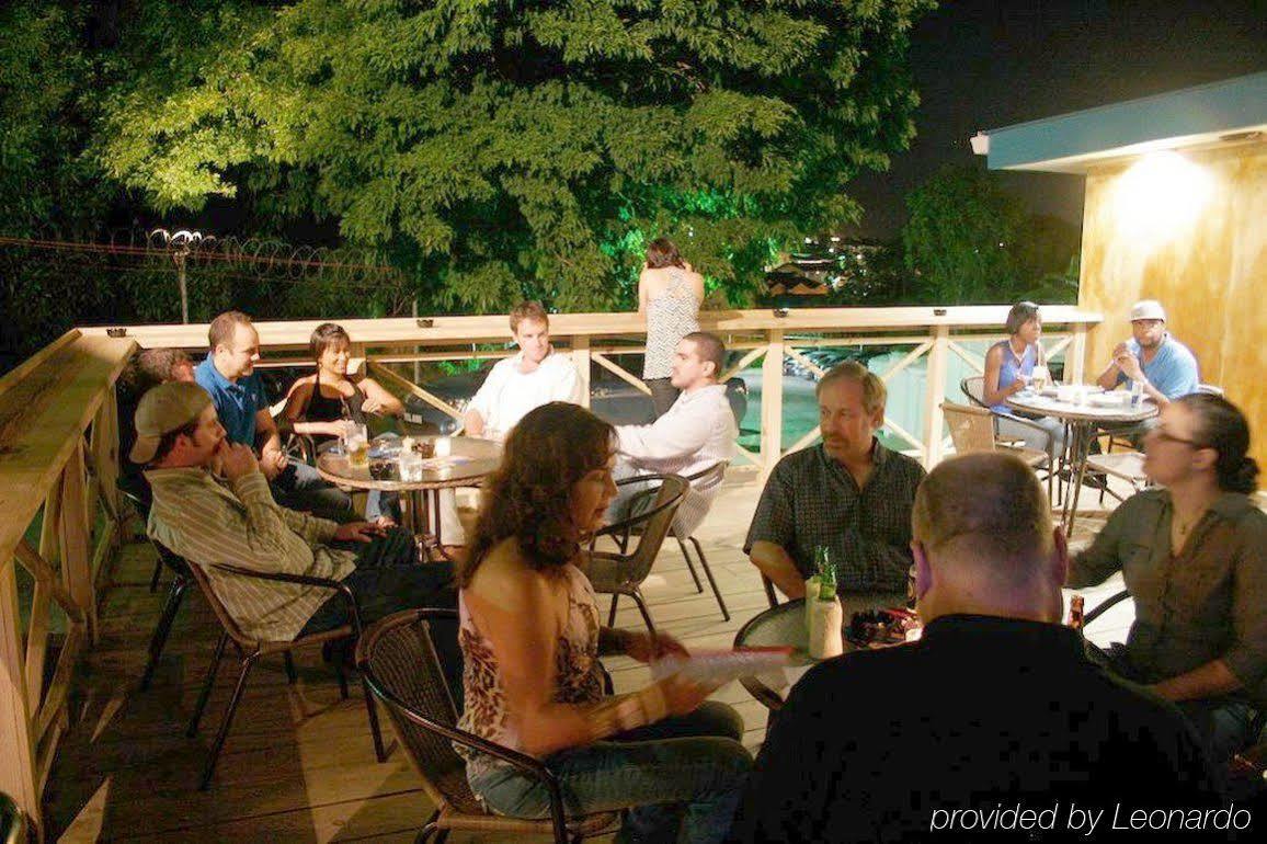 Tradewinds Hotel Σαν Φερνάντο Εστιατόριο φωτογραφία